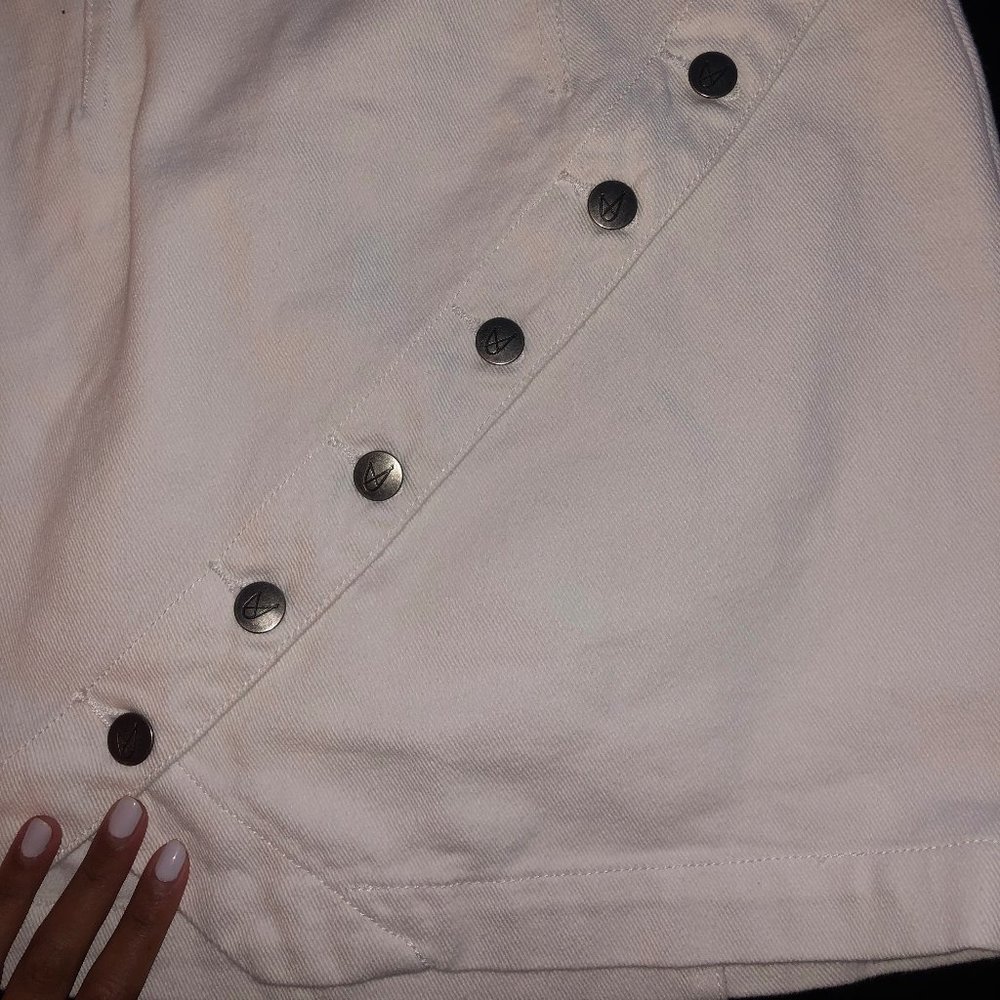 White Buckled Jean Dress - Picture 4 of 9